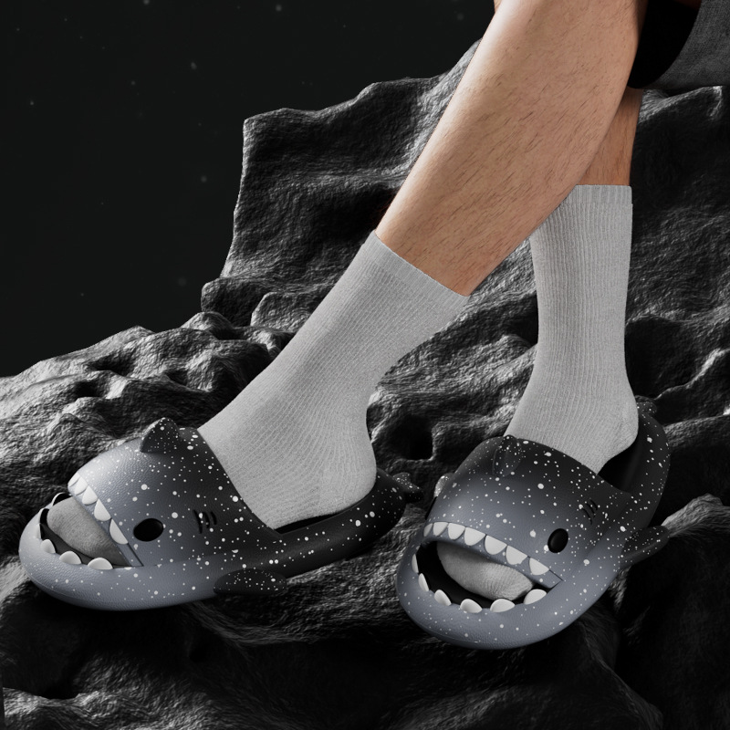 Cute Cartoon Shark kapcie dla  – Women Shoes Sandals recenzja i cena