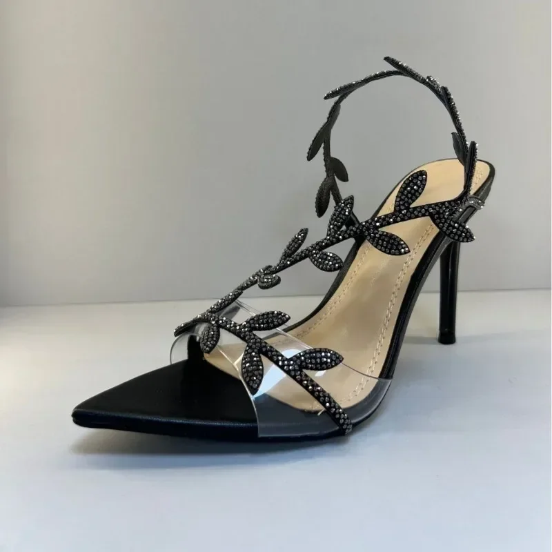 Projektant Rhinestone dekoracj – Clear Strap Heel recenzja i cena